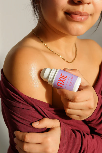 Fixie Body Adhesive Roller – Natural Glue for Long-Lasting Hold (60ml)