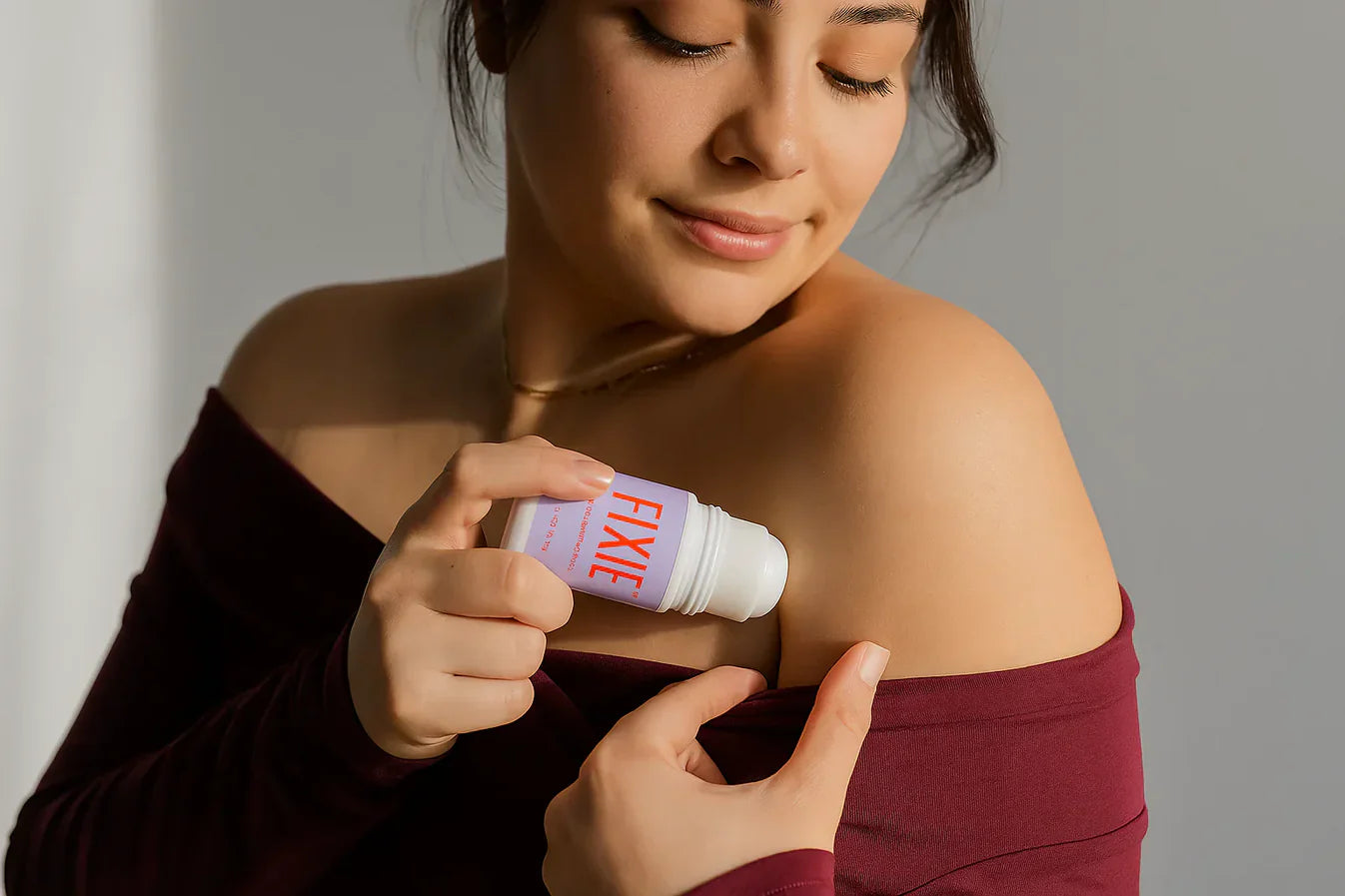 Fixie Body Adhesive Roller – Natural Glue for Long-Lasting Hold (60ml)