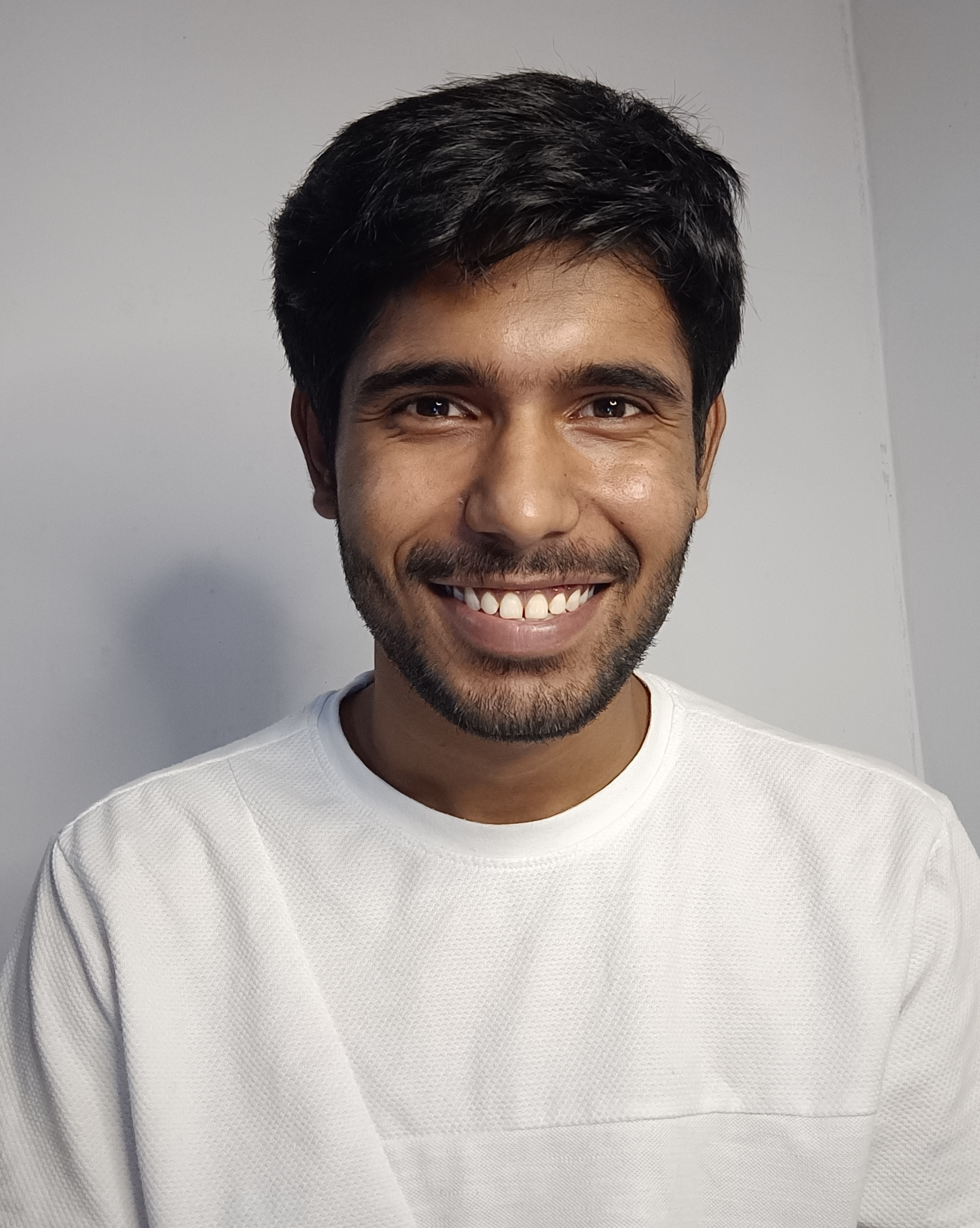 <em>Vivek Bhagel</em>